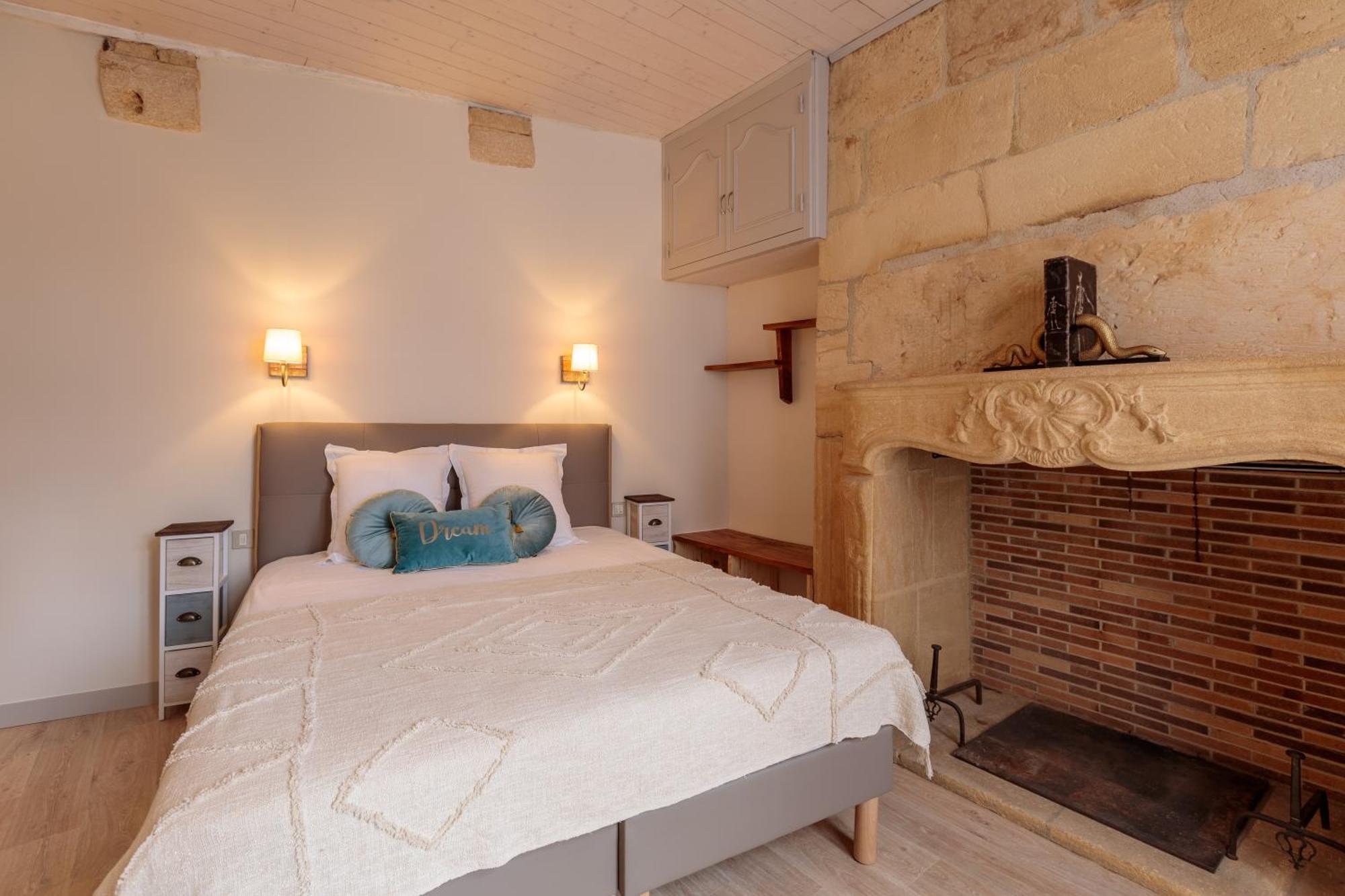 Le Lys Dort Sarlat Bed & Breakfast Bagian luar foto