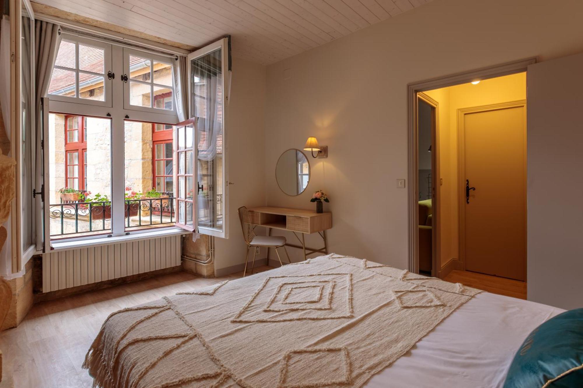 Le Lys Dort Sarlat Bed & Breakfast Bagian luar foto